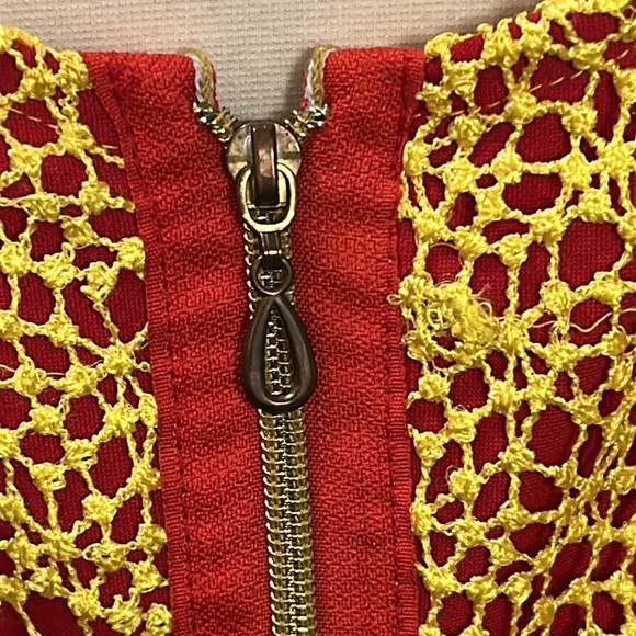 Vibrant African Ankara Style Lace Top & Skirt Set approximate size XL-XXL - Picture 10 of 17